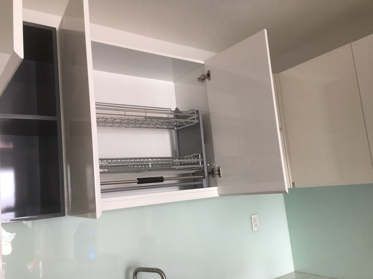 Kệ chén dĩa cao cấp mang đến sự sang trọng
